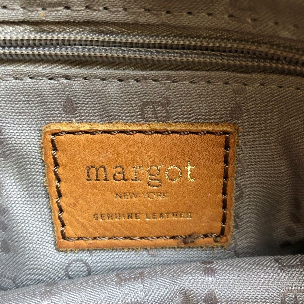 MARGOT NEW YORK BROWN GENUINE LEATHER SHOULDER BAG - Picture 12 of 13